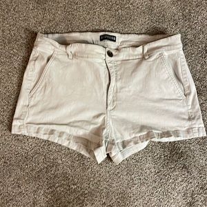 Express mid rise khaki shorts